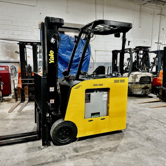 yale esc040ad forklift